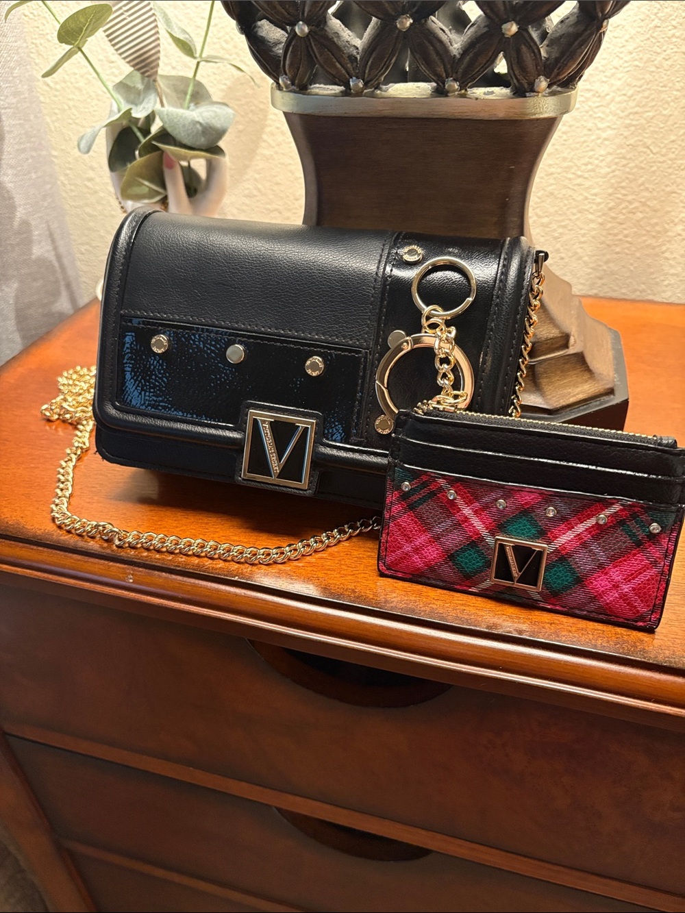V-Emblem Black Leather Crossbody Bag with Red Plaid Cardholder